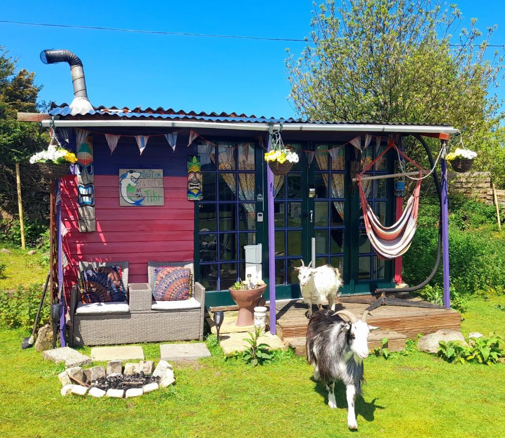 Treguth Glamping Unique Experience - Themed Huts Hotel Saint Day Exterior photo